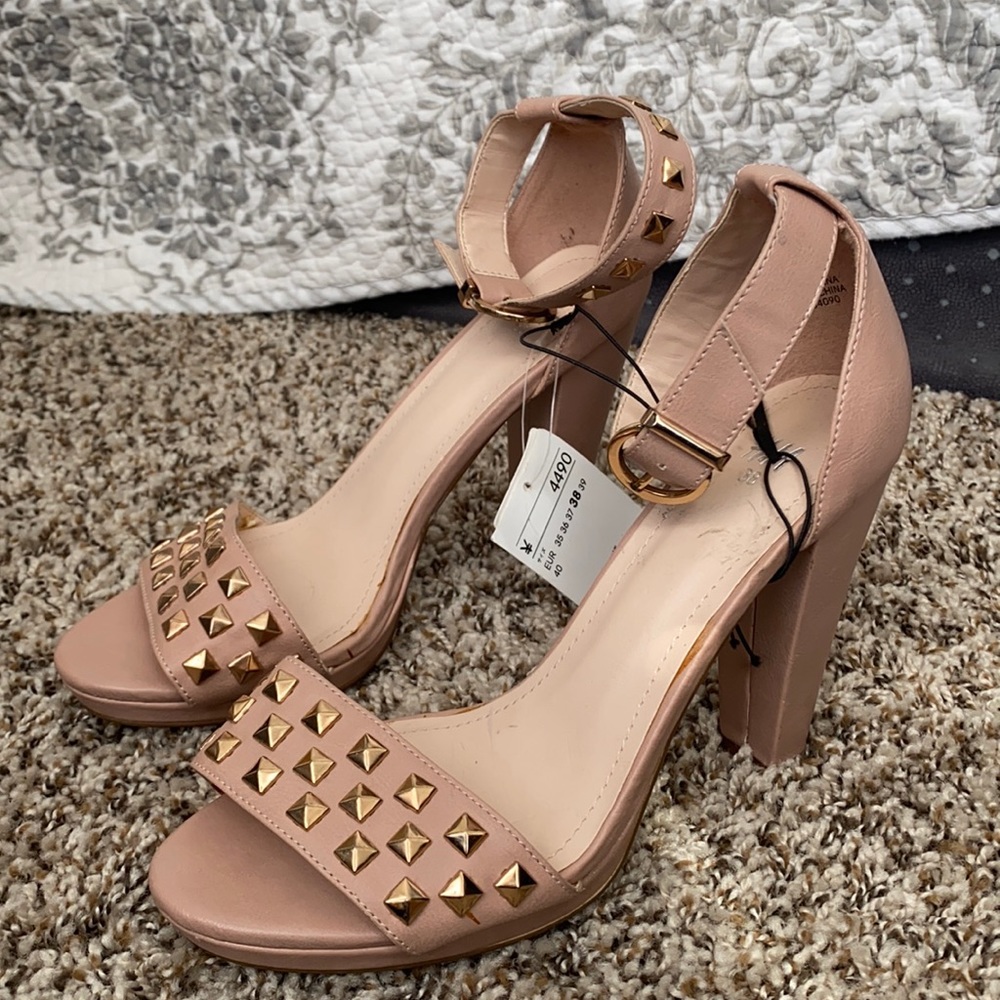 H&M good condition pink heel us7❤️